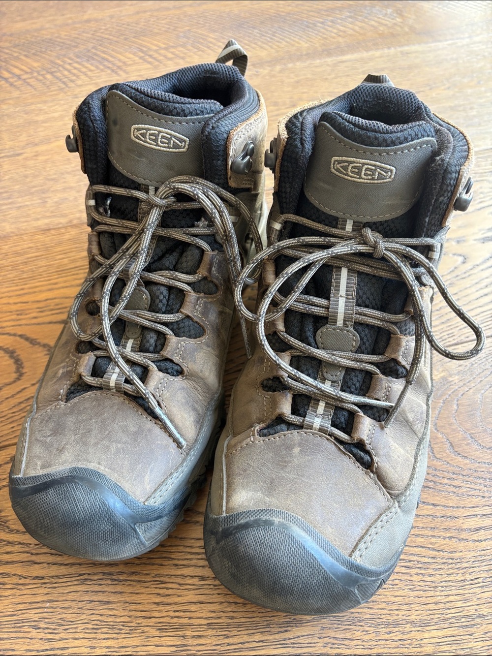 Keen Targhee Mid Leather Waterproof Hiking Boot - Size 10.5